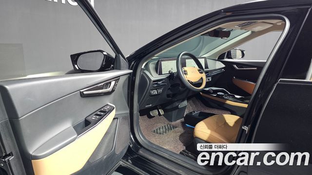 Kia EV6 Long Range Earth 2023 — фото 10