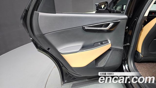 Kia EV6 Long Range Earth 2023 — фото 31