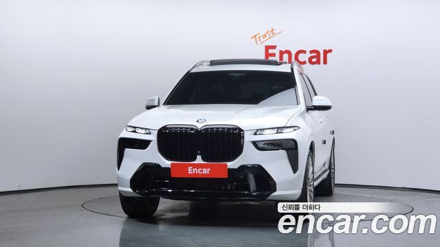 BMW X7 (G07) xDrive 40i Design Pure Excellence 7-Seater 2021 — фото 3