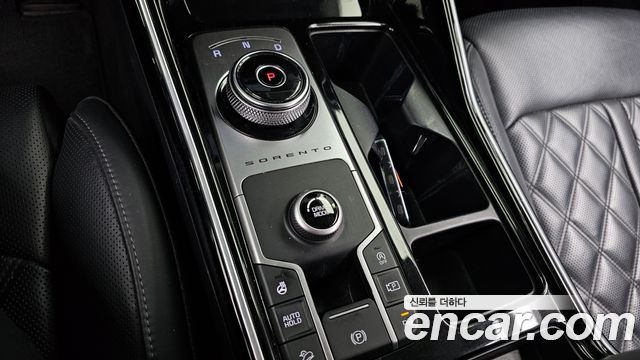 Kia Sorento (IV) Gasoline 2.5T 2WD Signature 2022 — фото 9
