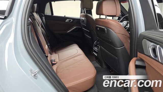 BMW X6 (G06) xDrive40d M Sport Online Exclusive 2024 — фото 12