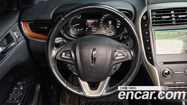 Lincoln MKC 2.0 AWD 2019 — фото 13