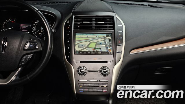 Lincoln MKC 2.0 AWD 2019 — фото 14