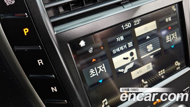 Lincoln MKC 2.0 AWD 2019 — фото 16