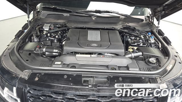 Land Rover Range Rover (IV) 4.4 SDV8 AB DIESEL 2018 — фото 6