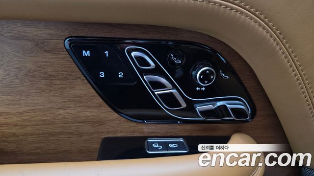 Land Rover Range Rover (IV) 4.4 SDV8 AB DIESEL 2018 — фото 22