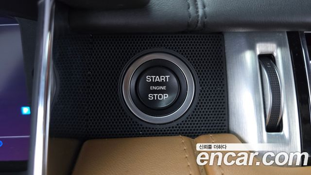 Land Rover Range Rover (IV) 4.4 SDV8 AB DIESEL 2018 — фото 36