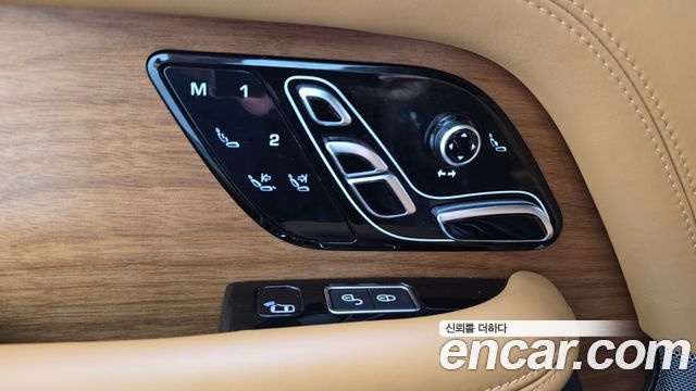 Land Rover Range Rover (IV) 4.4 SDV8 AB DIESEL 2018 — фото 43