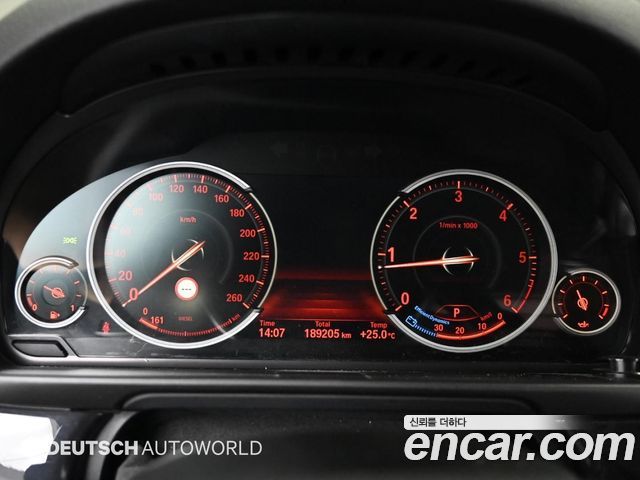 BMW 5 Series (F10) 520d xDrive 2015 — фото 8