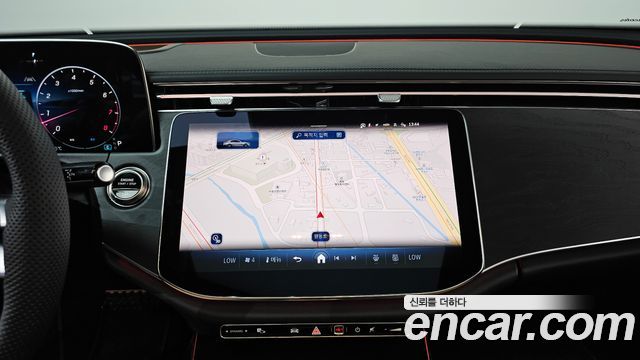 Mercedes-Benz E-Class (W214) E200 AMG Line 2026 — фото 12