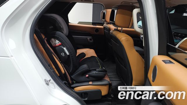 Land Rover Discovery 5 3.0 SD6 HSE Luxury 2019 — фото 11