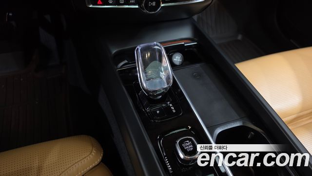 Volvo V60 Cross Country (II) B5 Ultra AWD 2025 — фото 9