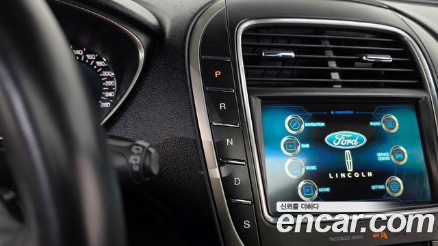 Lincoln MKX (II) 2.7 2WD 2018 — фото 9