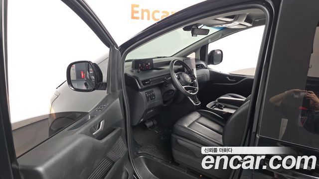 Hyundai Staria Cargo 5-Seater Modern 2023 — фото 10