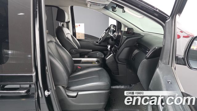 Hyundai Staria Cargo 5-Seater Modern 2023 — фото 11