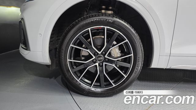 Audi Q5 (FY) 45 TFSI Quattro Premium 2024 — фото 5