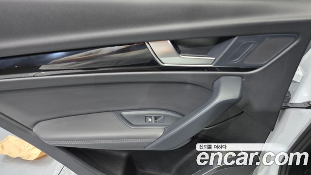 Audi Q5 (FY) 45 TFSI Quattro Premium 2024 — фото 25
