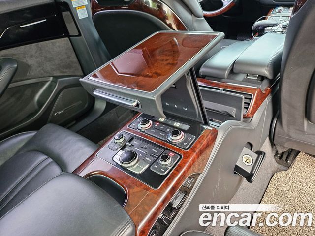 Audi A8 4.2 FSI Quattro LWB D4 2012 — фото 21