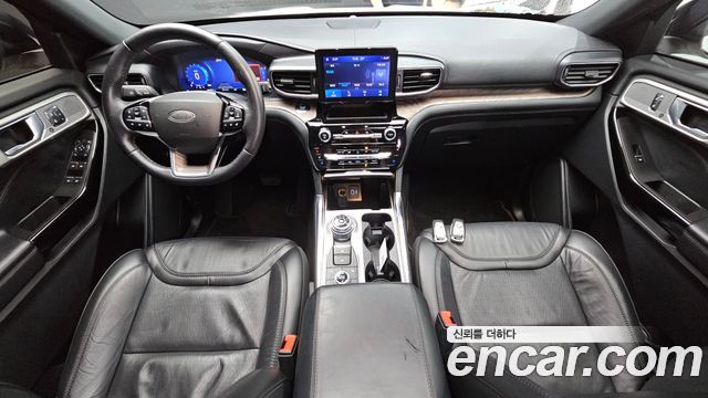 Ford Explorer (VI) 3.0 Platinum 4WD 2022 — фото 7