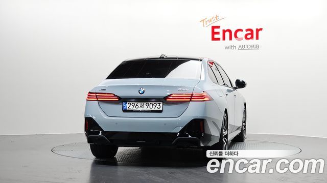 BMW 5 Series (G60) 530i xDrive M Sport 2024 — фото 4