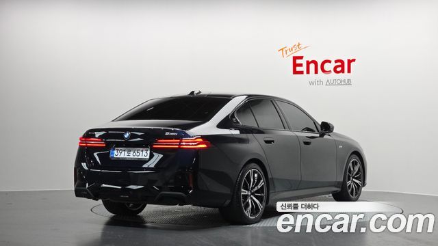 BMW 5 Series (G60) 530i xDrive M Sport 2026 — фото 2