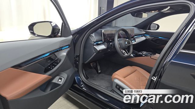 BMW 5 Series (G60) 530i xDrive M Sport 2026 — фото 10