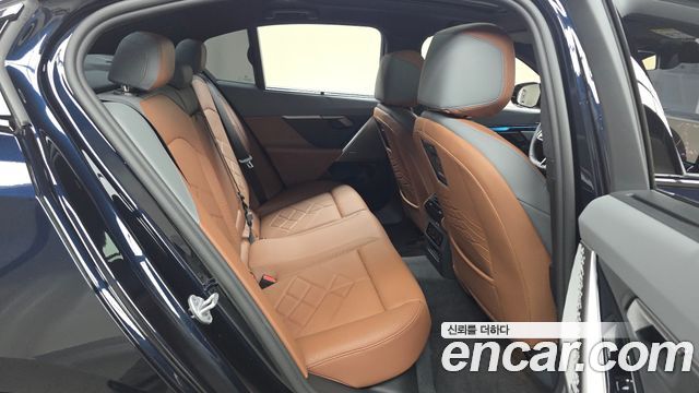 BMW 5 Series (G60) 530i xDrive M Sport 2026 — фото 16