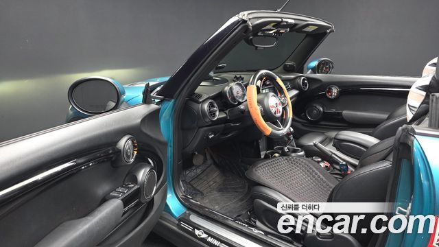 MINI Cooper Convertible Standard 3rd Generation 2018 — фото 10