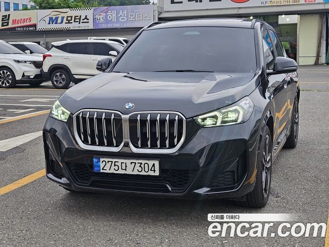 BMW X1 (U11) xDrive 20i M Sport 2024 — фото 3