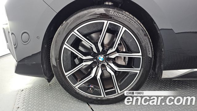 BMW 7 Series (G70) 740i xDrive M Sport 2025 — фото 5