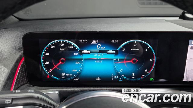 Mercedes-Benz GLB-Class (X247) GLB200 d 2022 — фото 8