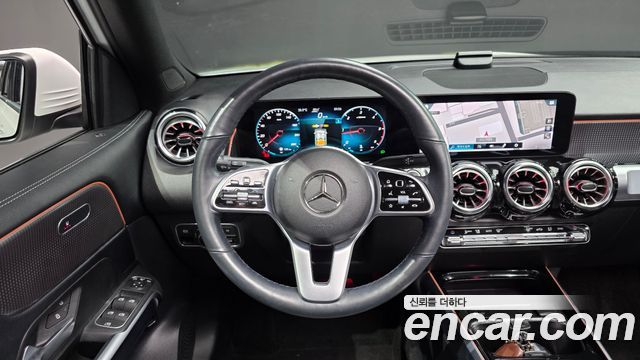 Mercedes-Benz GLB-Class (X247) GLB200 d 2022 — фото 16