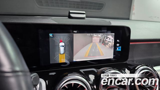 Mercedes-Benz GLB-Class (X247) GLB200 d 2022 — фото 17