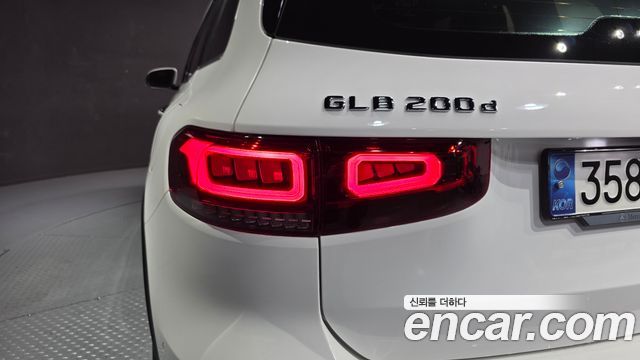 Mercedes-Benz GLB-Class (X247) GLB200 d 2022 — фото 28