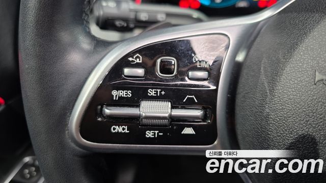Mercedes-Benz GLB-Class (X247) GLB200 d 2022 — фото 35