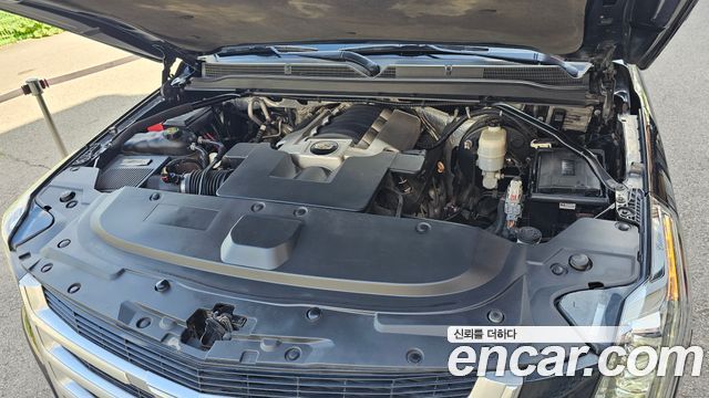 Cadillac Escalade 6.2 ESV 4th 2015 — фото 6