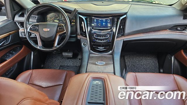 Cadillac Escalade 6.2 ESV 4th 2015 — фото 7