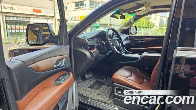 Cadillac Escalade 6.2 ESV 4th 2015 — фото 10