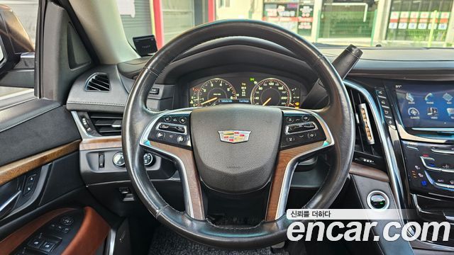 Cadillac Escalade 6.2 ESV 4th 2015 — фото 13