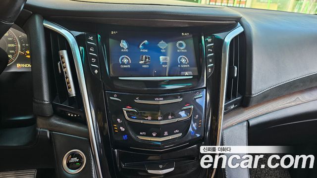 Cadillac Escalade 6.2 ESV 4th 2015 — фото 14
