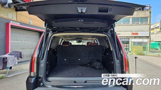 Cadillac Escalade 6.2 ESV 4th 2015 — фото 20