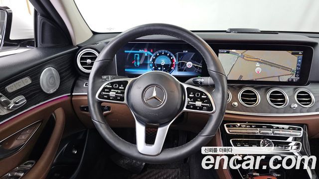 Mercedes-Benz E-Class (W213) E300 4MATIC Avnatgarde 2019 — фото 13