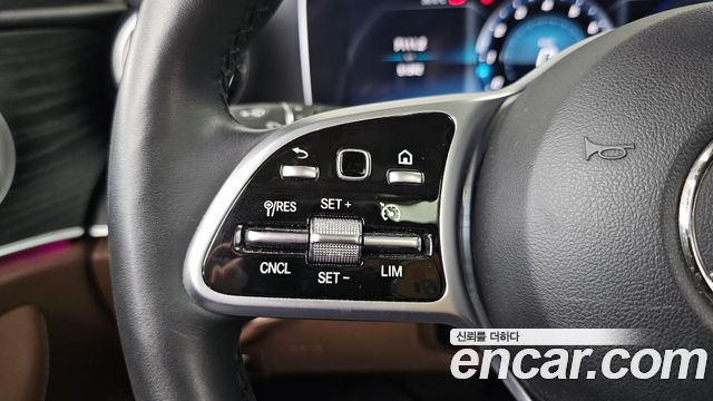 Mercedes-Benz E-Class (W213) E300 4MATIC Avnatgarde 2019 — фото 33