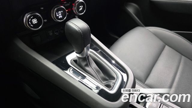 Renault Korea XM3 1.3 TCe RE Signature 2022 — фото 9