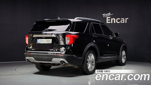 Ford Explorer (VI) 2.3 LimIted 4WD 2021 — фото 2