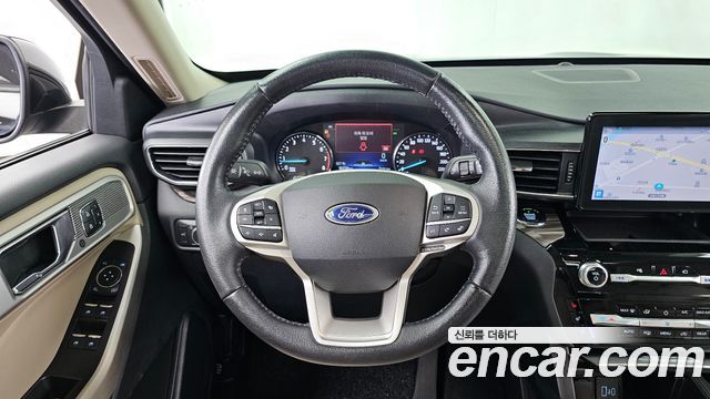 Ford Explorer (VI) 2.3 LimIted 4WD 2021 — фото 13