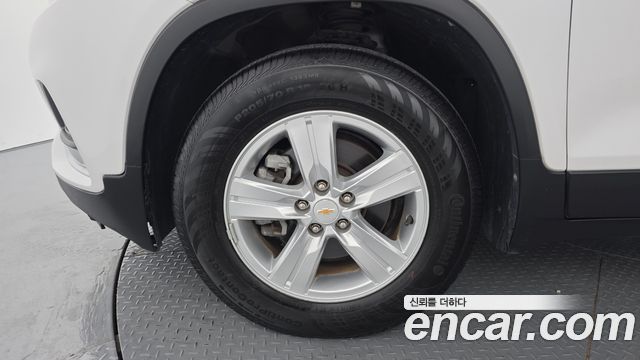Chevrolet Trax 1.4 LT 2020 — фото 5