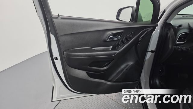 Chevrolet Trax 1.4 LT 2020 — фото 25