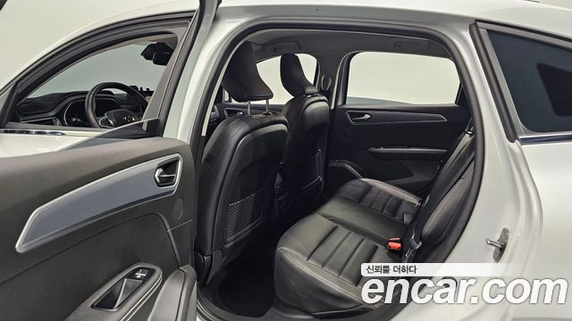 Renault Korea XM3 1.3 TCe RE Signature 2022 — фото 11