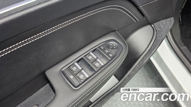 Renault Korea XM3 1.3 TCe RE Signature 2022 — фото 20